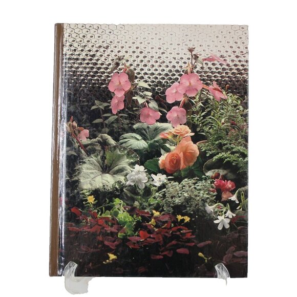Gardening Under Lights By Wendy B. Murphy 1978 Hardcover Book - Picture 1 of 8
